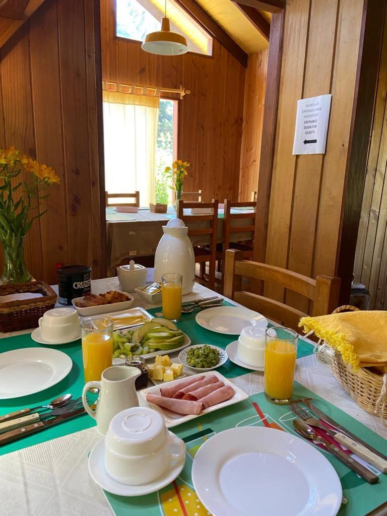 Hostal Quillelhue Pucón Exteriör bild